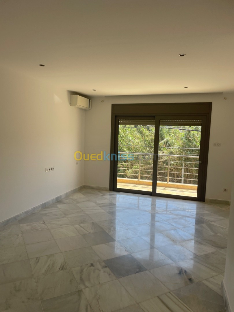 Location Appartement F4 Alger El biar