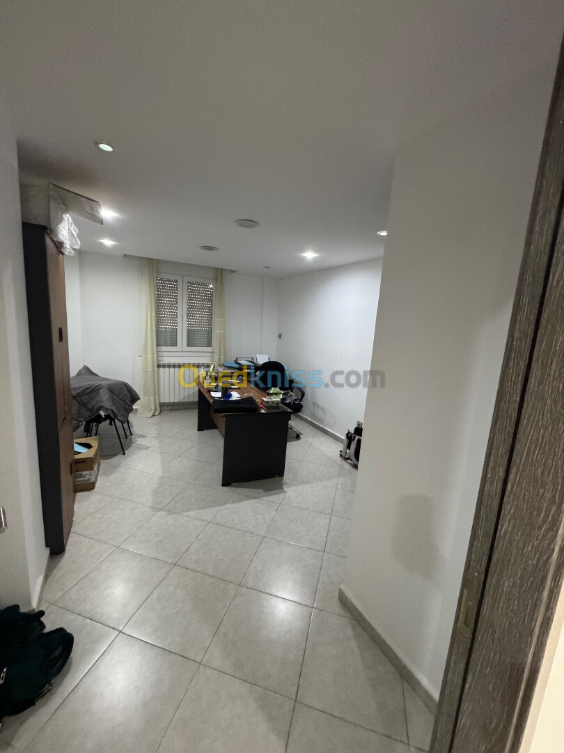 Location Appartement F3 Alger Hydra