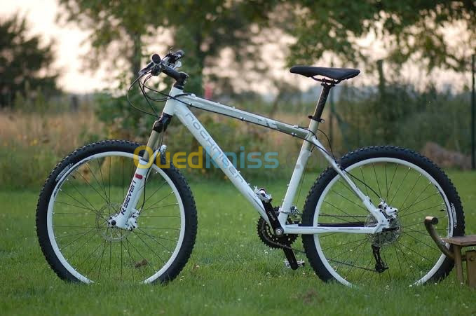 Vtt 2025 rockrider 8.2