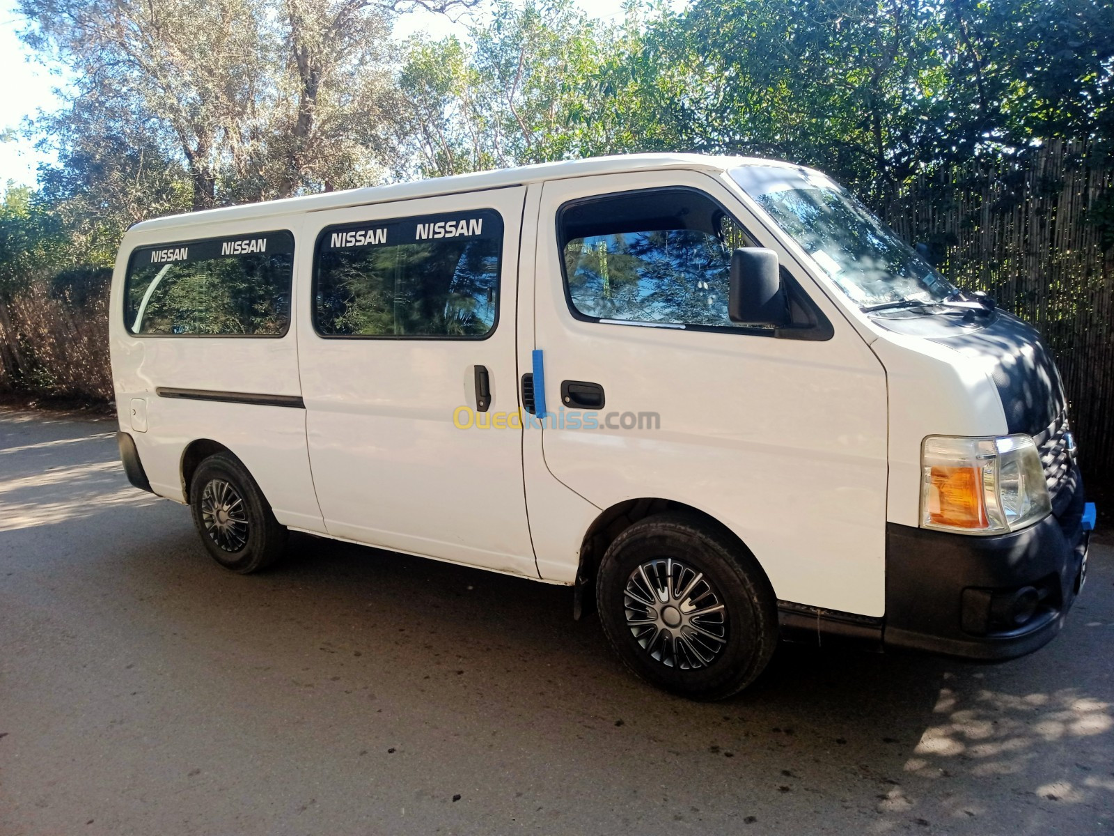 Nissan Urvan 2012 Microbus 15P