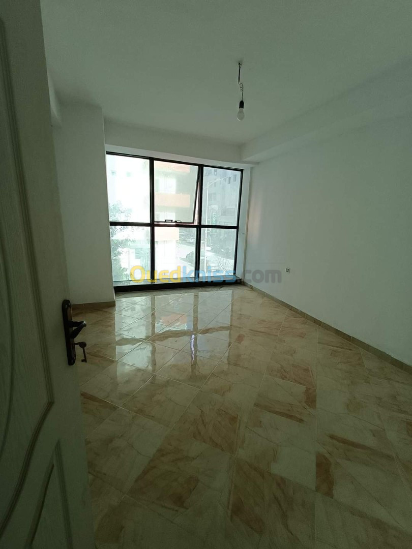 Location Appartement F3 Oran Bir el djir