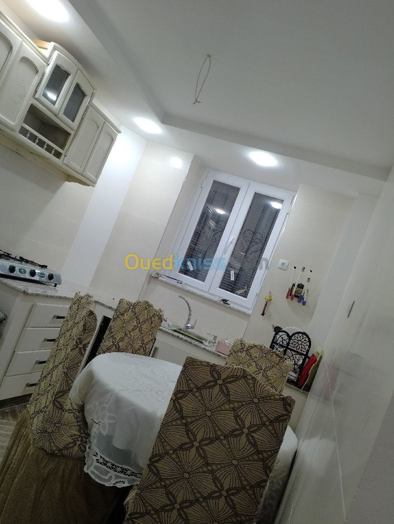 Location vacances Appartement F3 Alger Alger centre