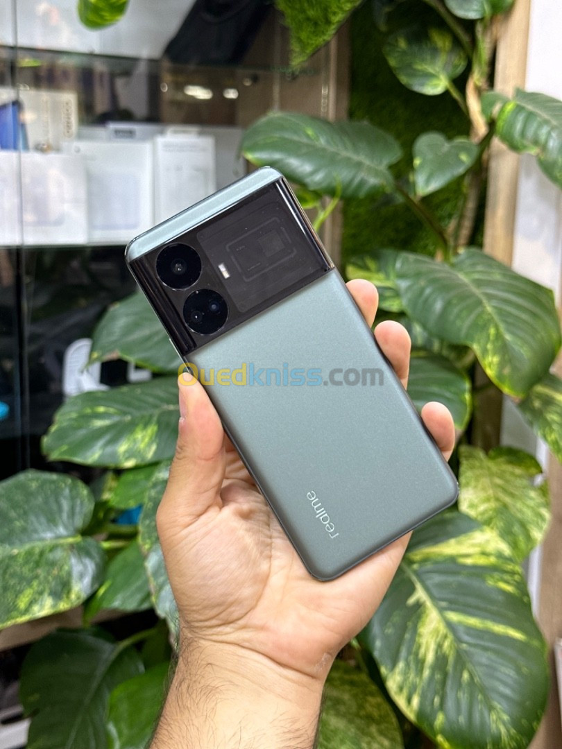 Realme GT 5