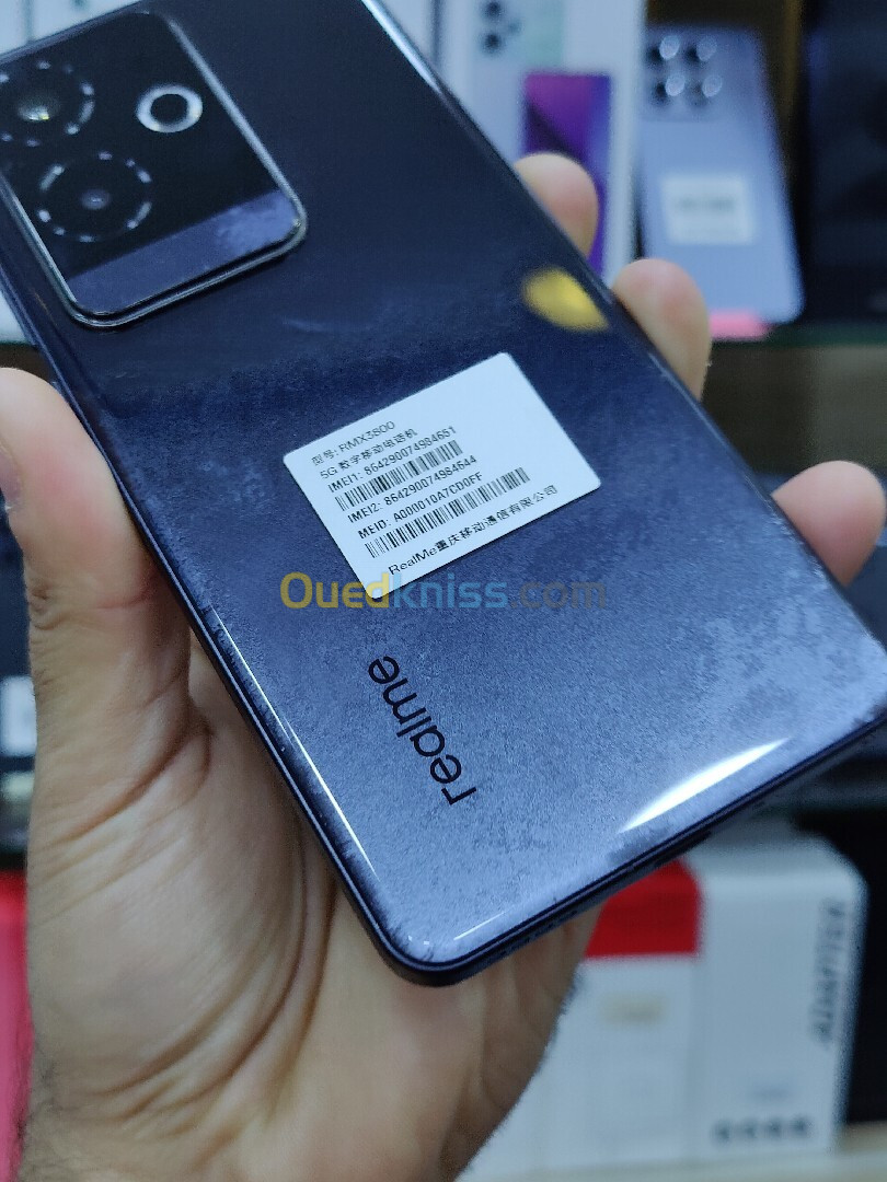 Realme GT6 16/512 snapdragon 8 gen 3