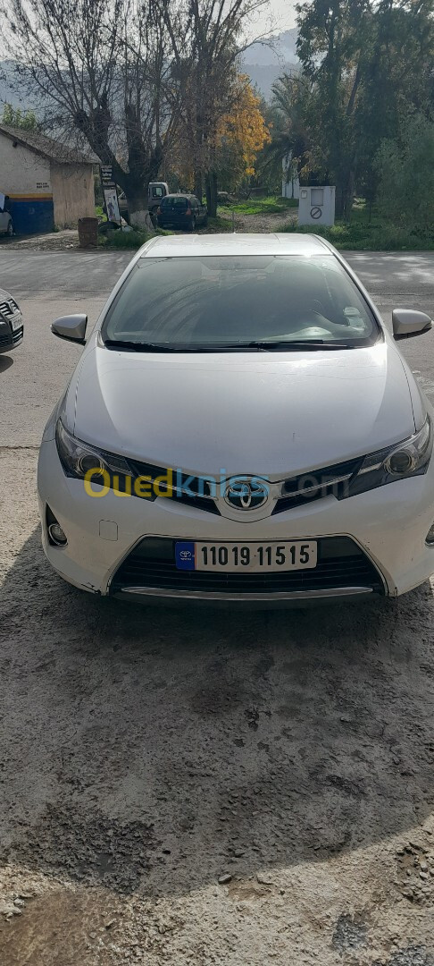 Toyota Auris 2015 Dynamique +