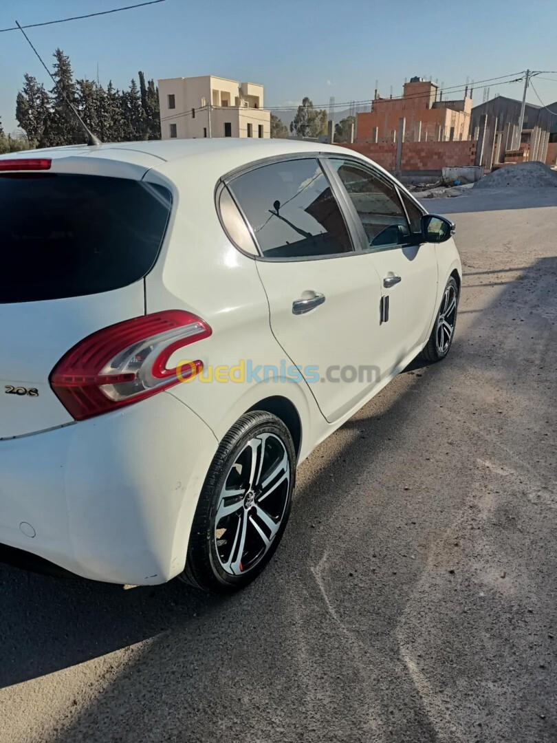 Peugeot 208 2012 Access