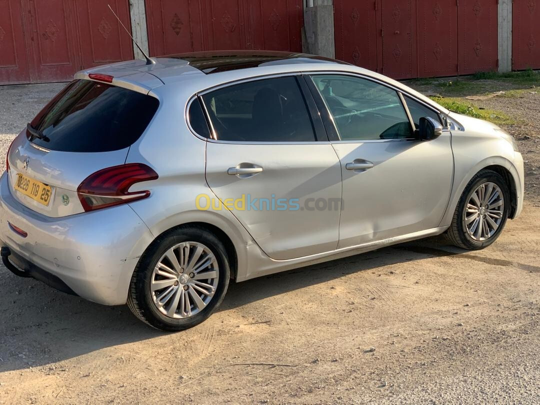 Peugeot 208 2019 Allure