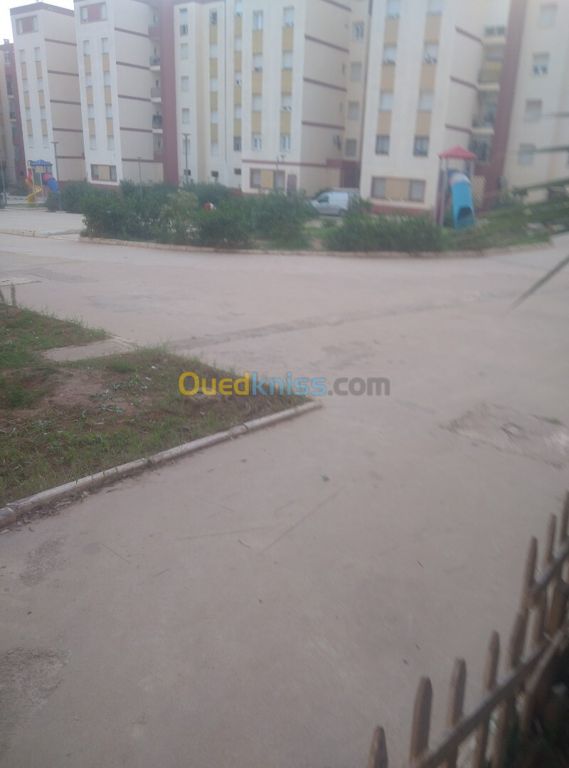 Location Appartement F4 Alger Rahmania