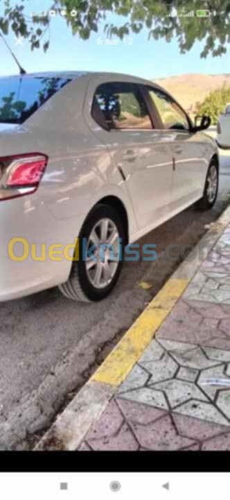 Peugeot 301 2015 Exclusive