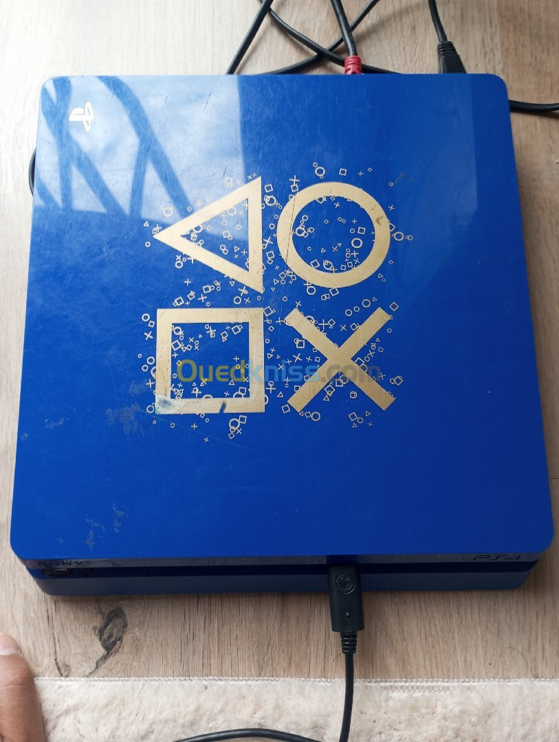 PlayStation 4 édition limitée 