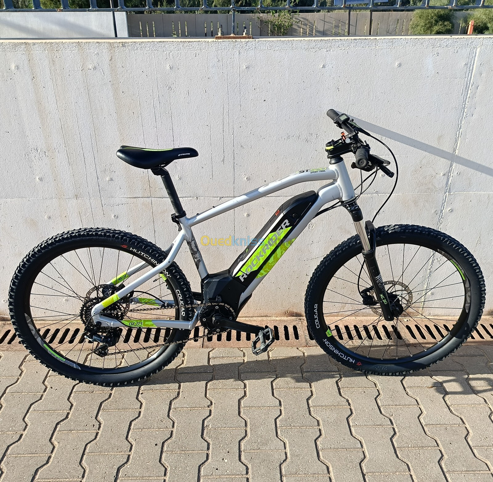 Vélo Électrique Rockrider ST520