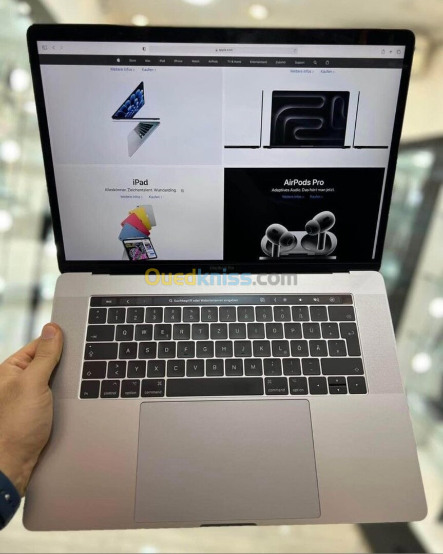 MacBook Pro 2017 15 Inch 