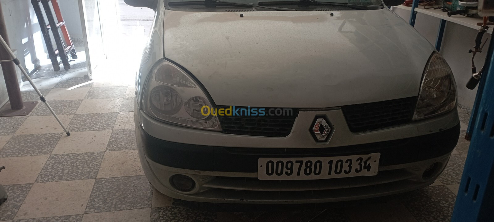 Renault Clio 2003 Debana