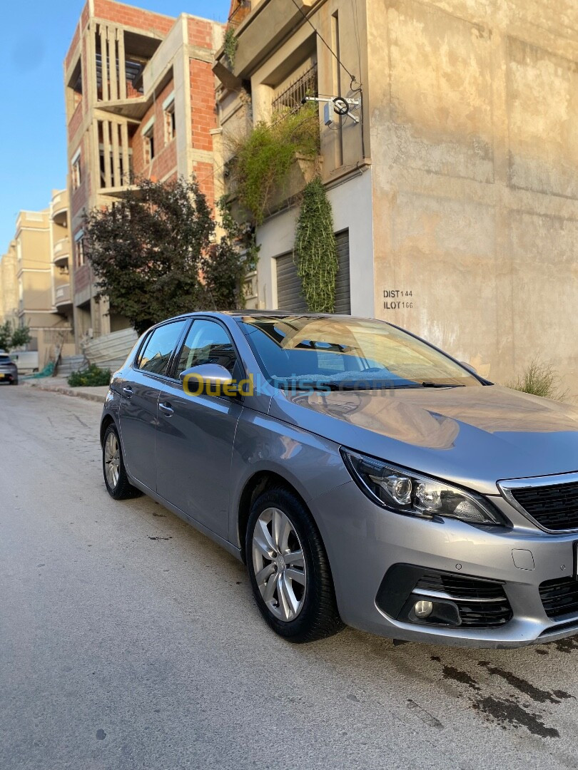 Peugeot 308 2021 