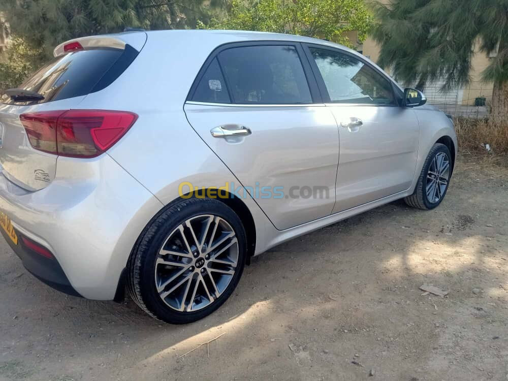 Kia Rio 5 portes 2021 Ex