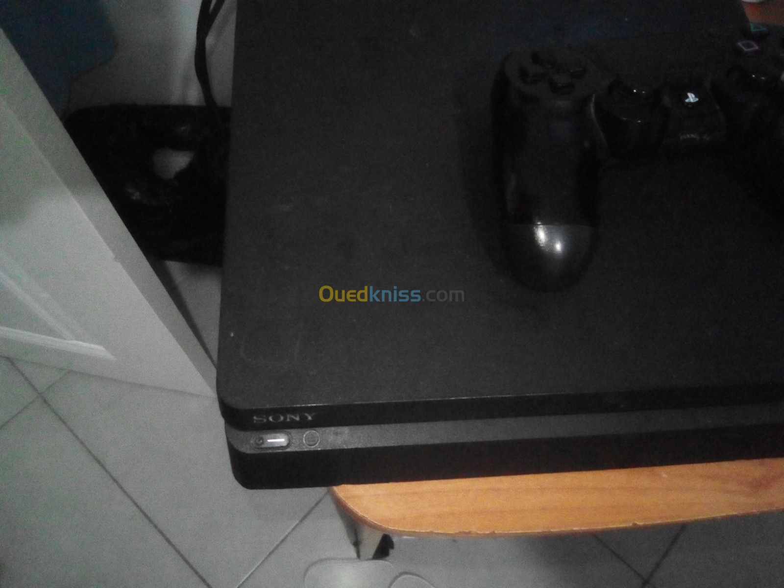 Ps4 slim a vendre