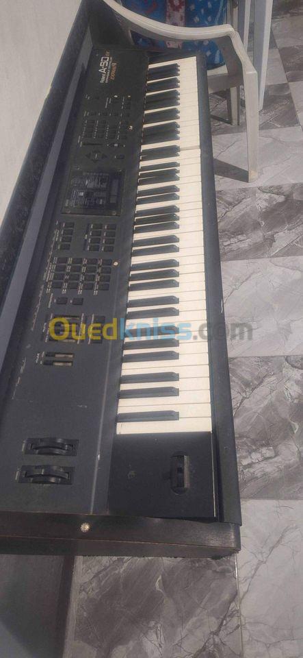 PIANO ROLAND A90