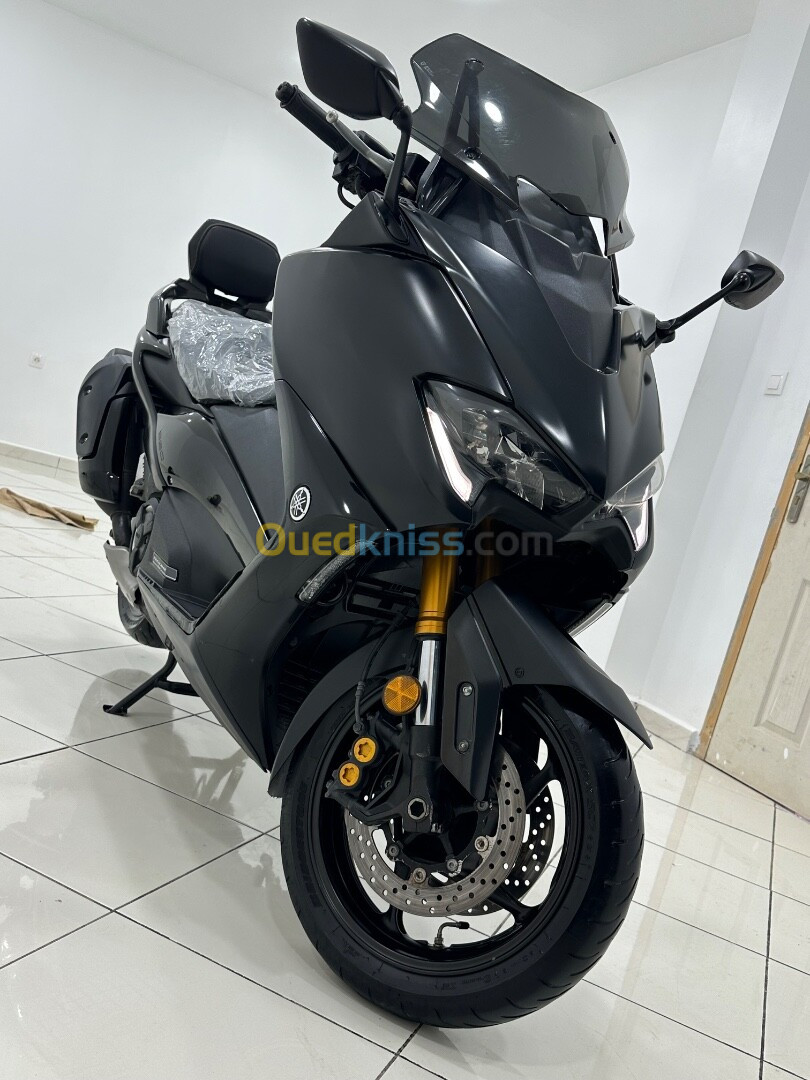 Yamaha T max  560 2020