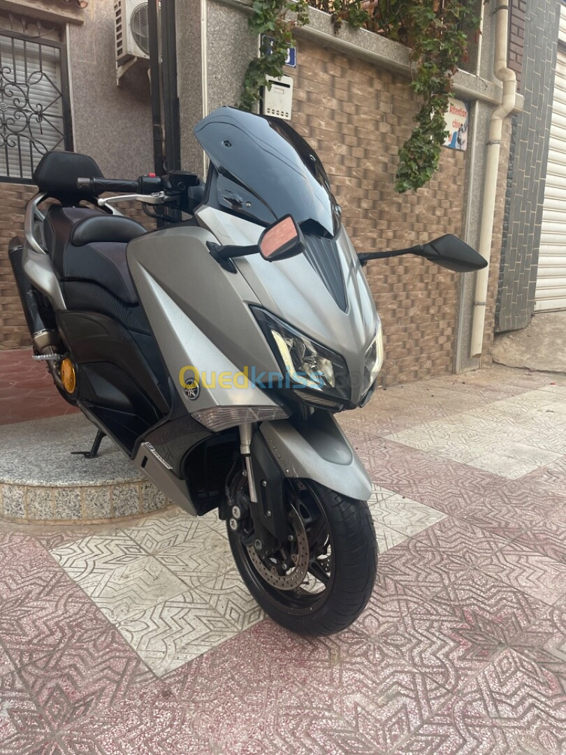 Yamaha Tmax Iron 1 2015