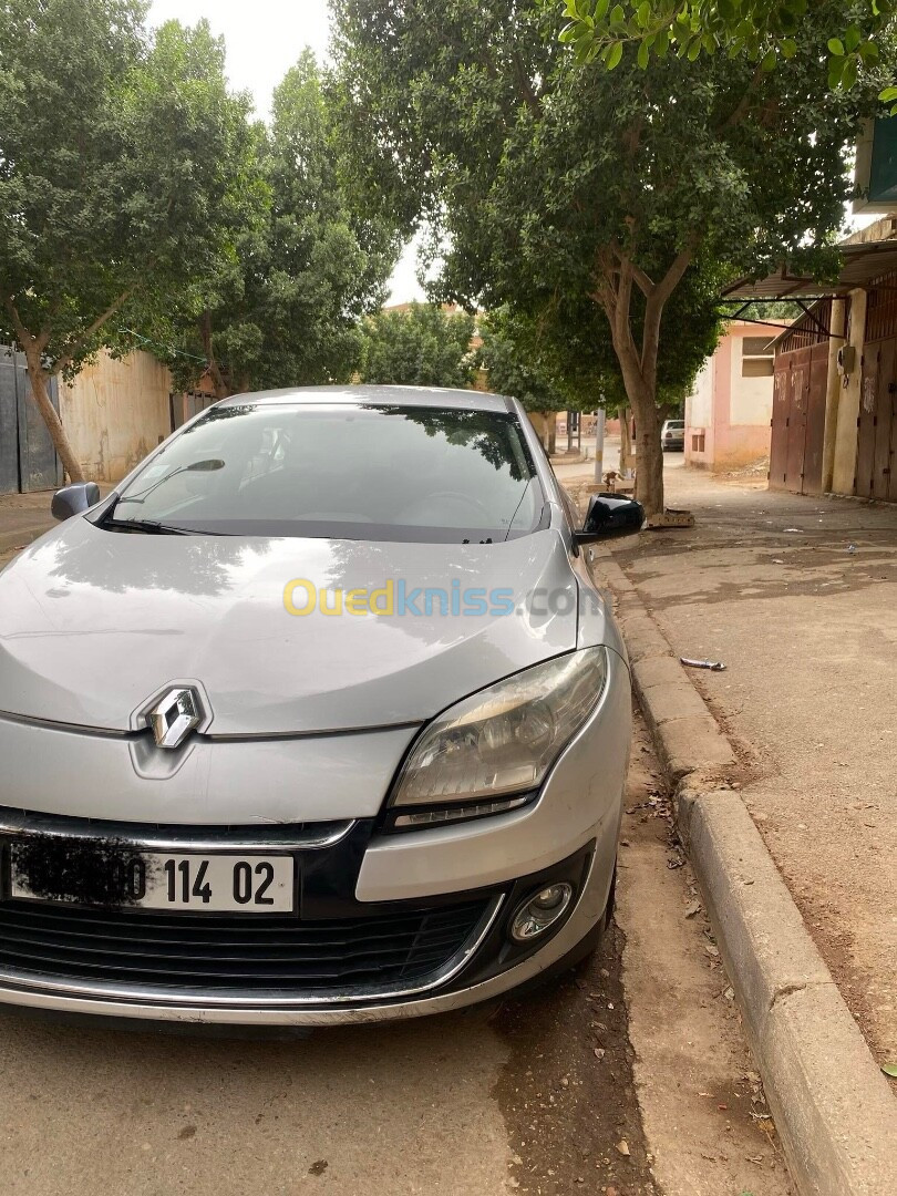 Renault Megane 3 2014 Bose