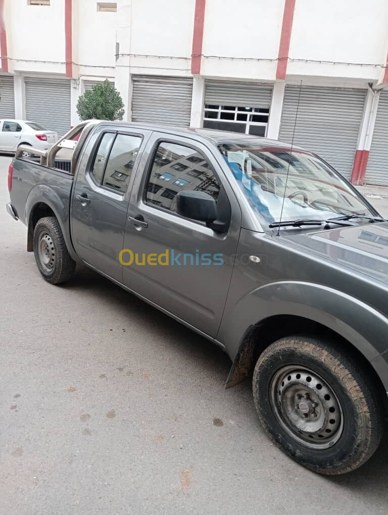 Nissan Navara 2014 Elegance 4x4