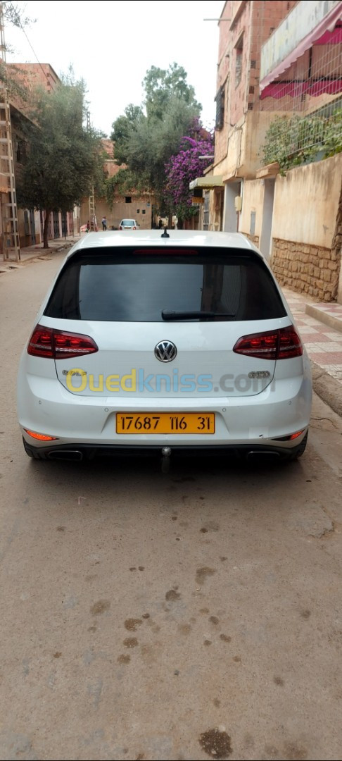 Volkswagen Golf 7 2016 Carat +