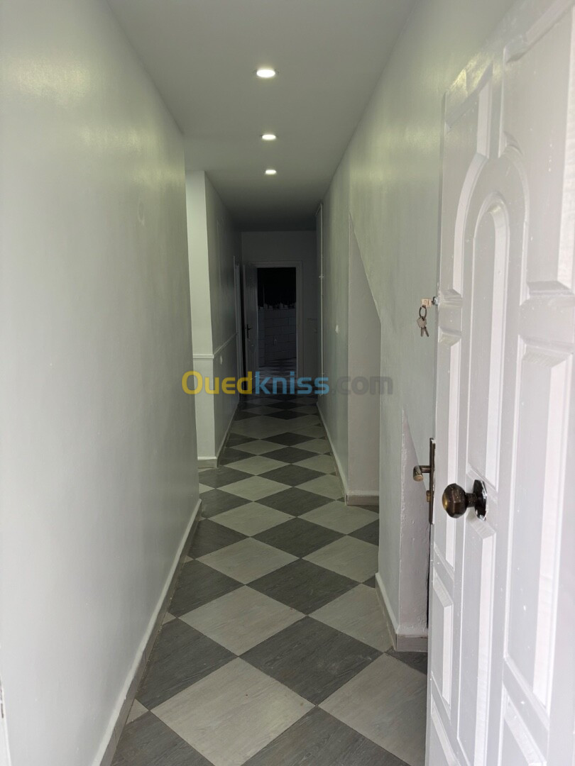 Location Appartement F3 Alger Said hamdine