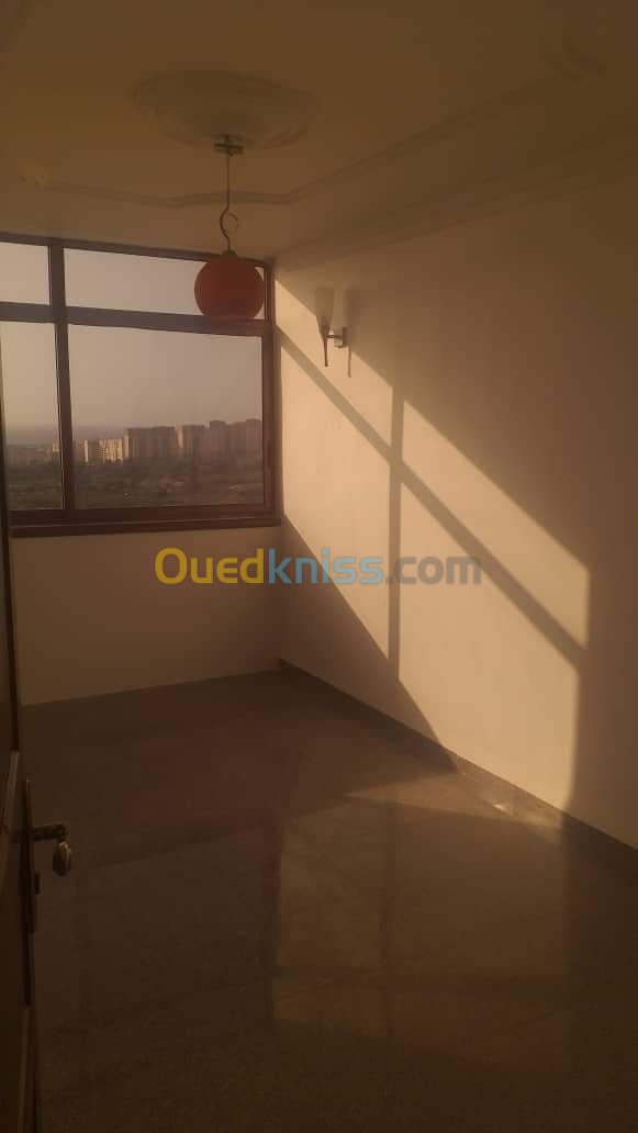 Location Appartement F4 Alger Cheraga