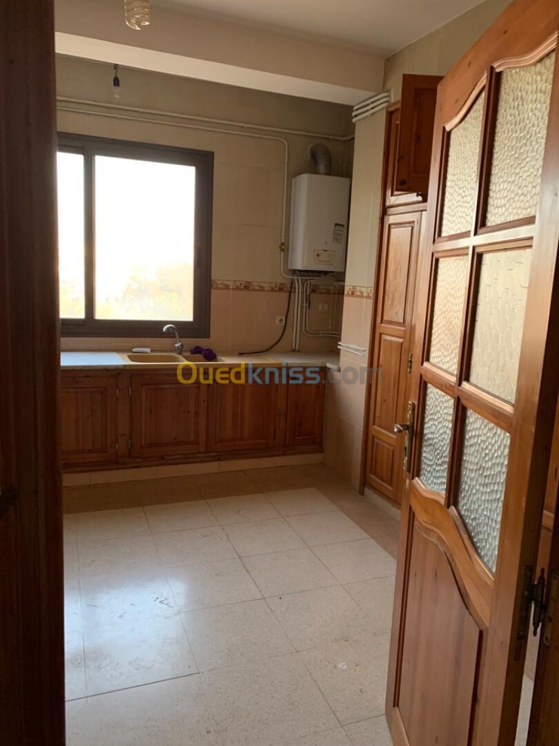 Location Appartement F3 Alger Draria