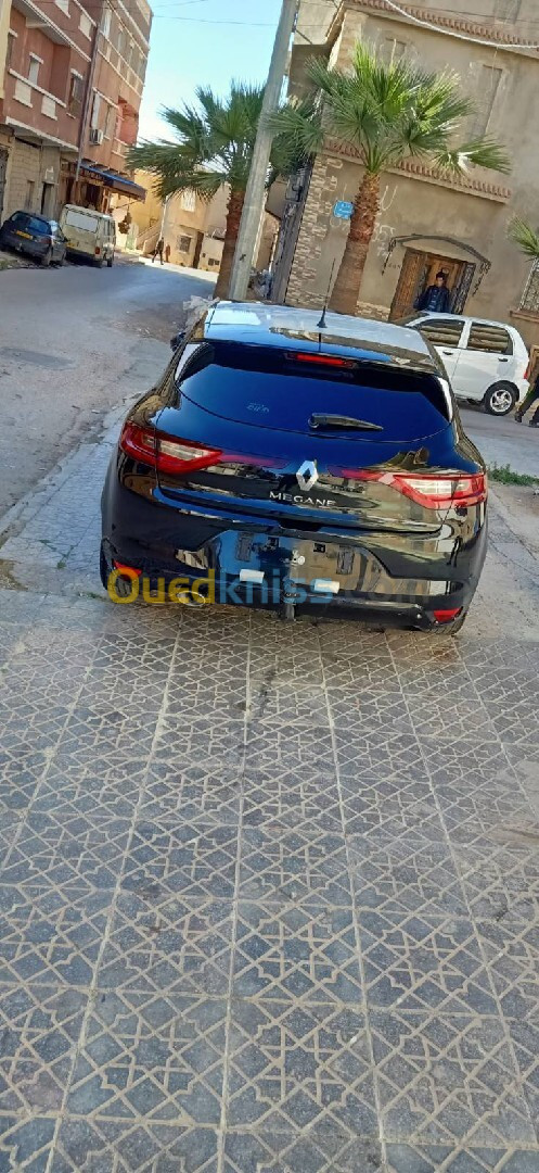 Renault Megane 3 2017 Bose