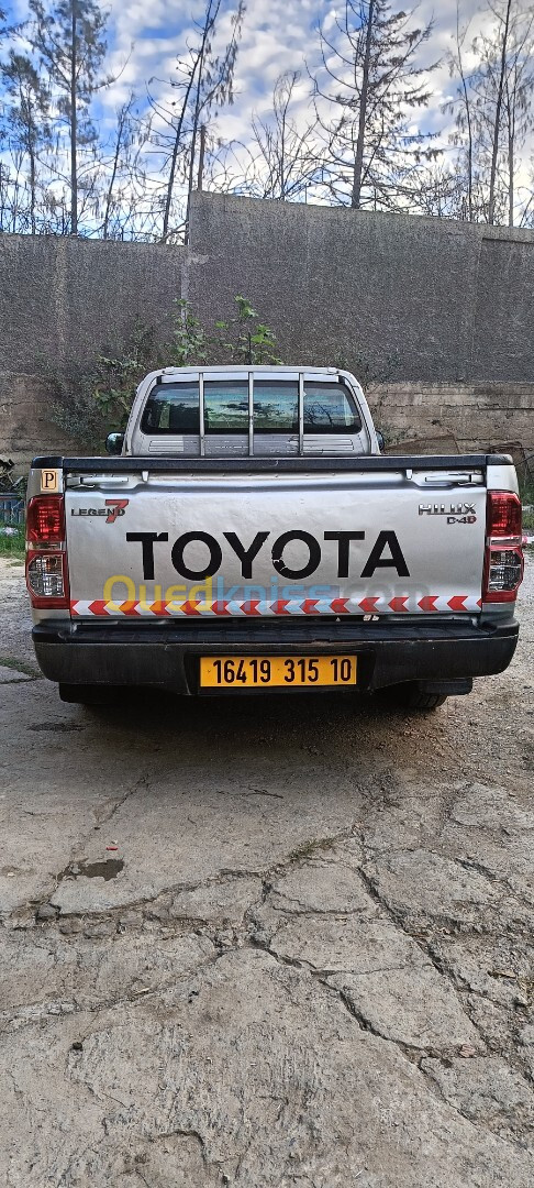 Toyota Hilux 2015 LEGEND SC 4x2