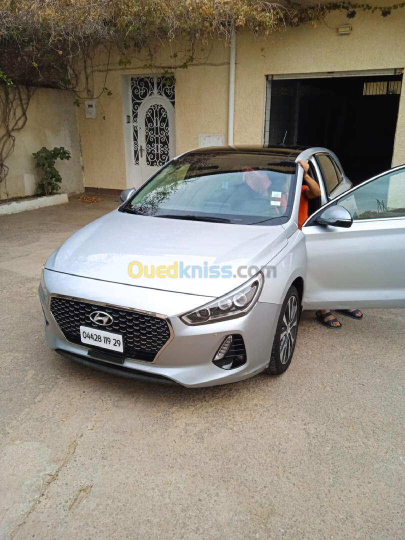 Hyundai i30 2019 Toute options