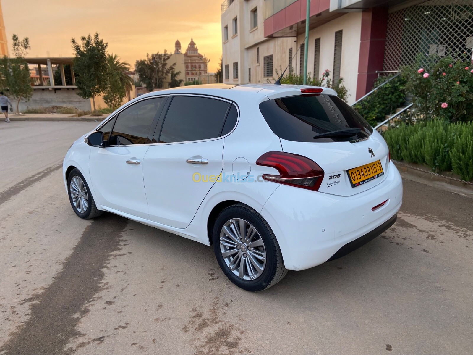 Peugeot 208 2015 