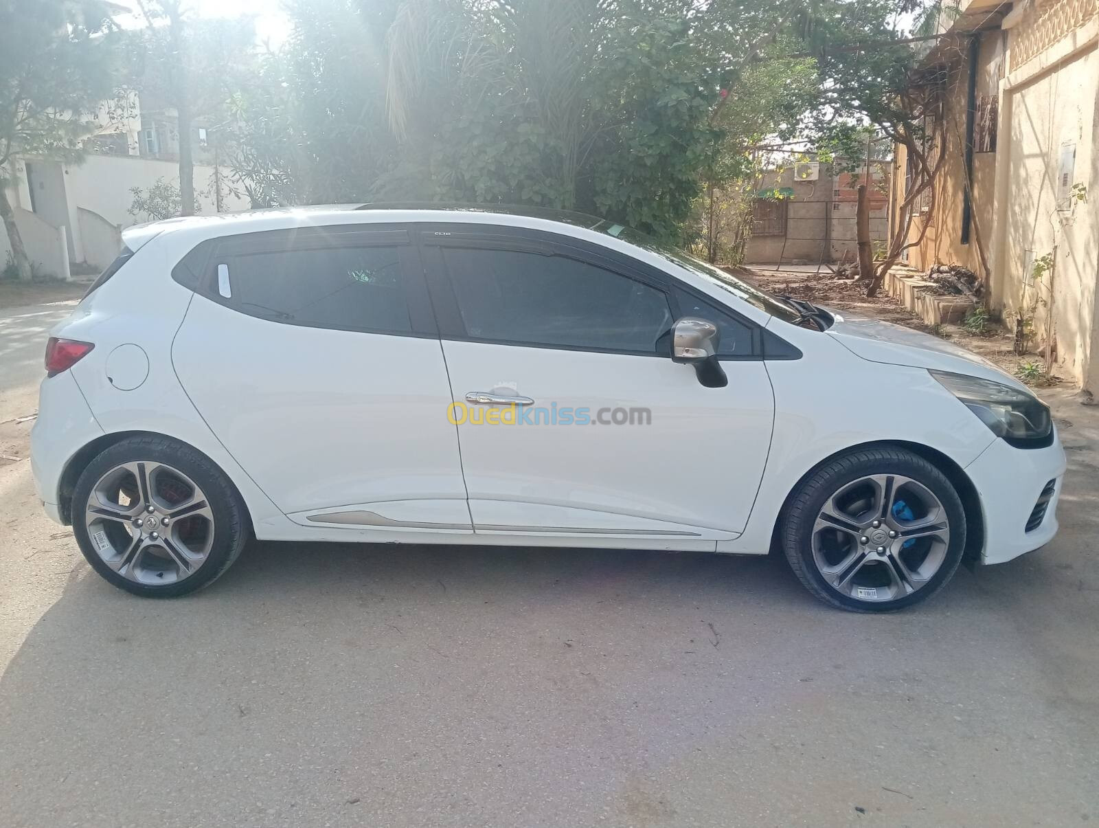 Renault Clio 4 2015 GT Line +