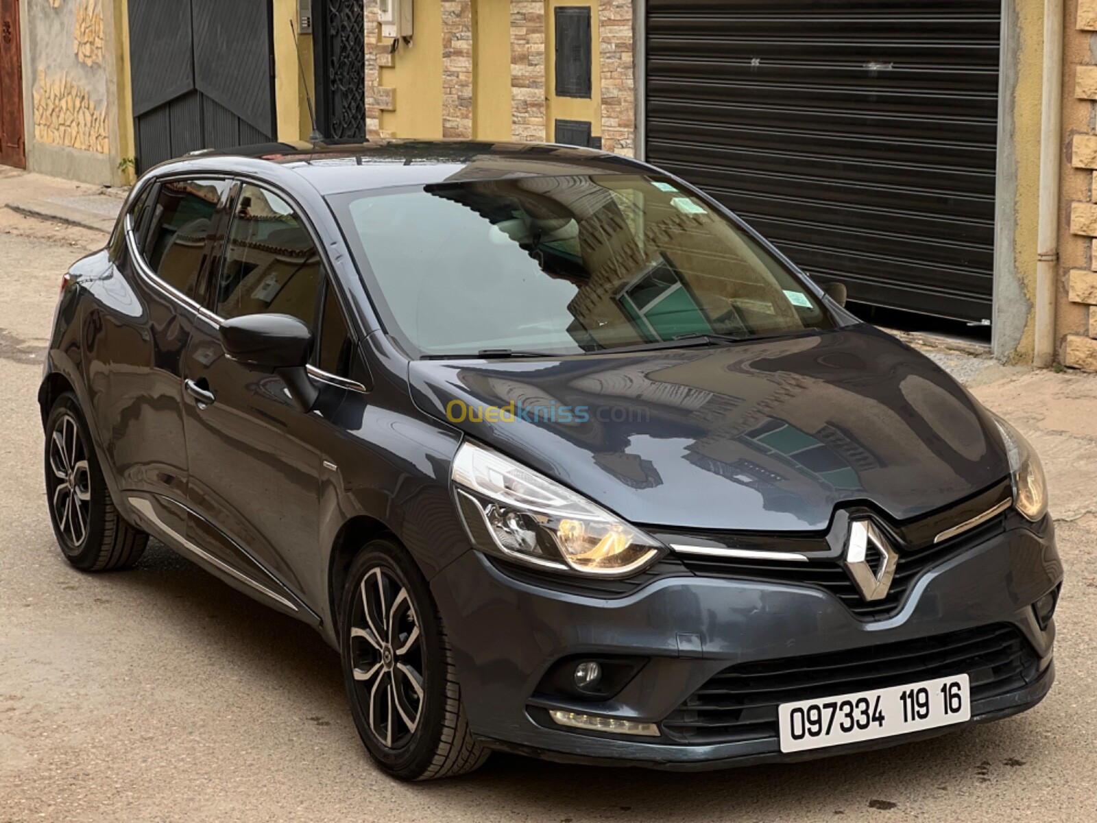 Renault Clio 4 2019 Limited 2