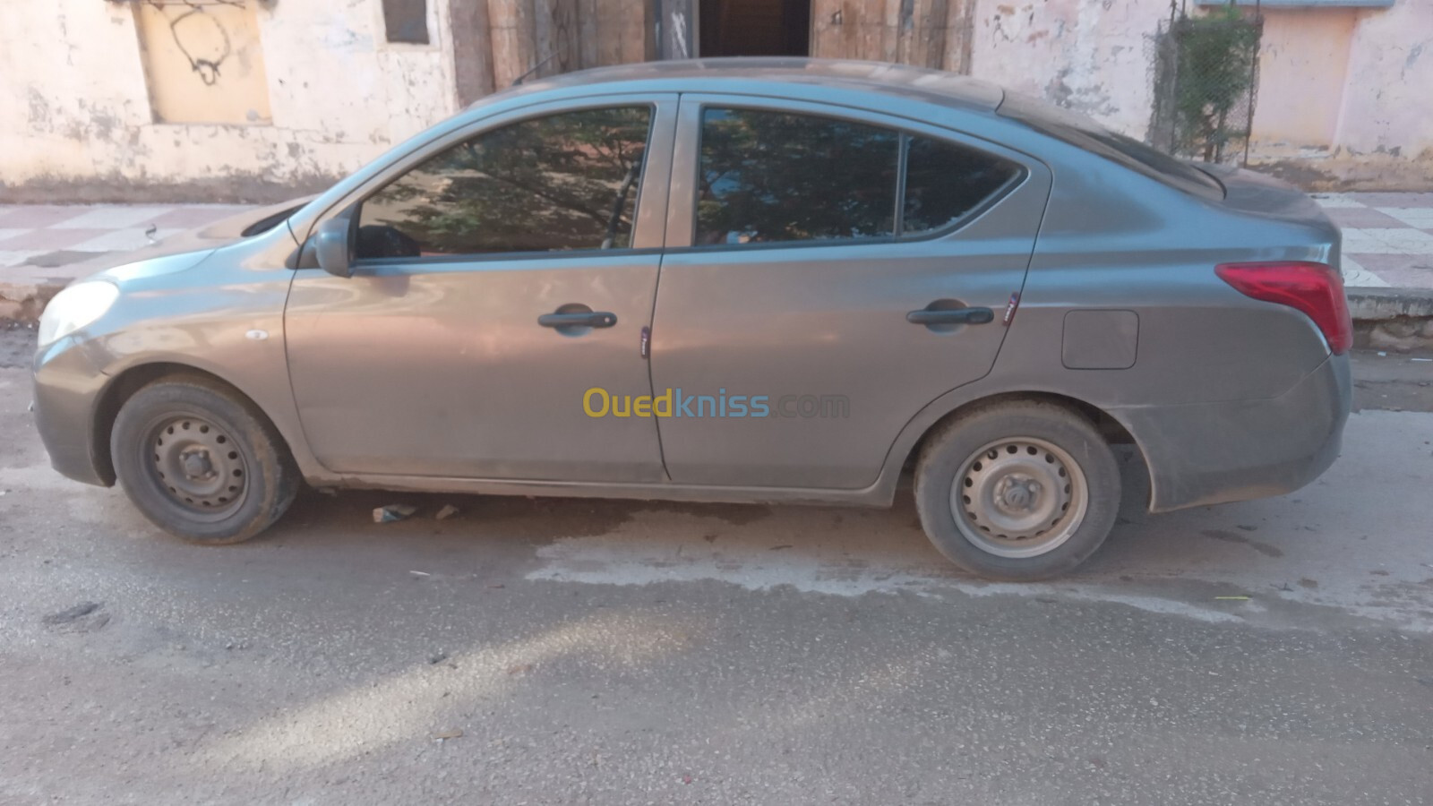 Nissan Sunny 2012 Sunny