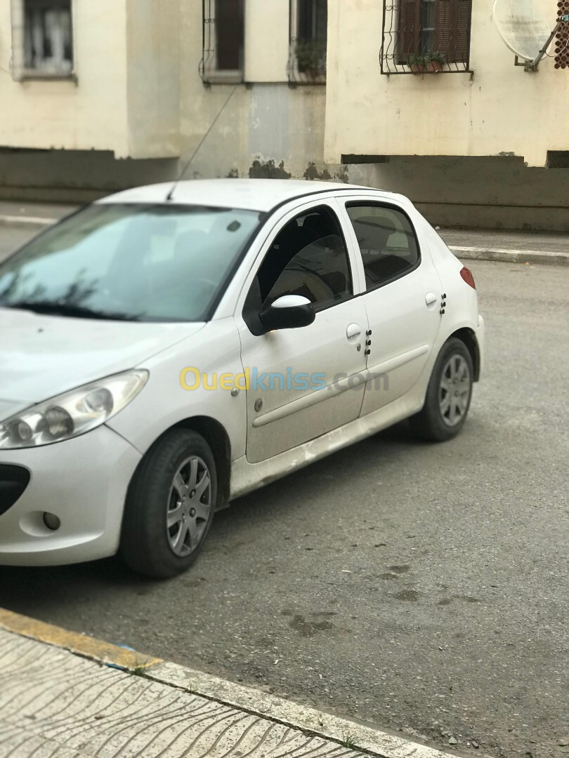 Peugeot 206 Plus 2013 generation