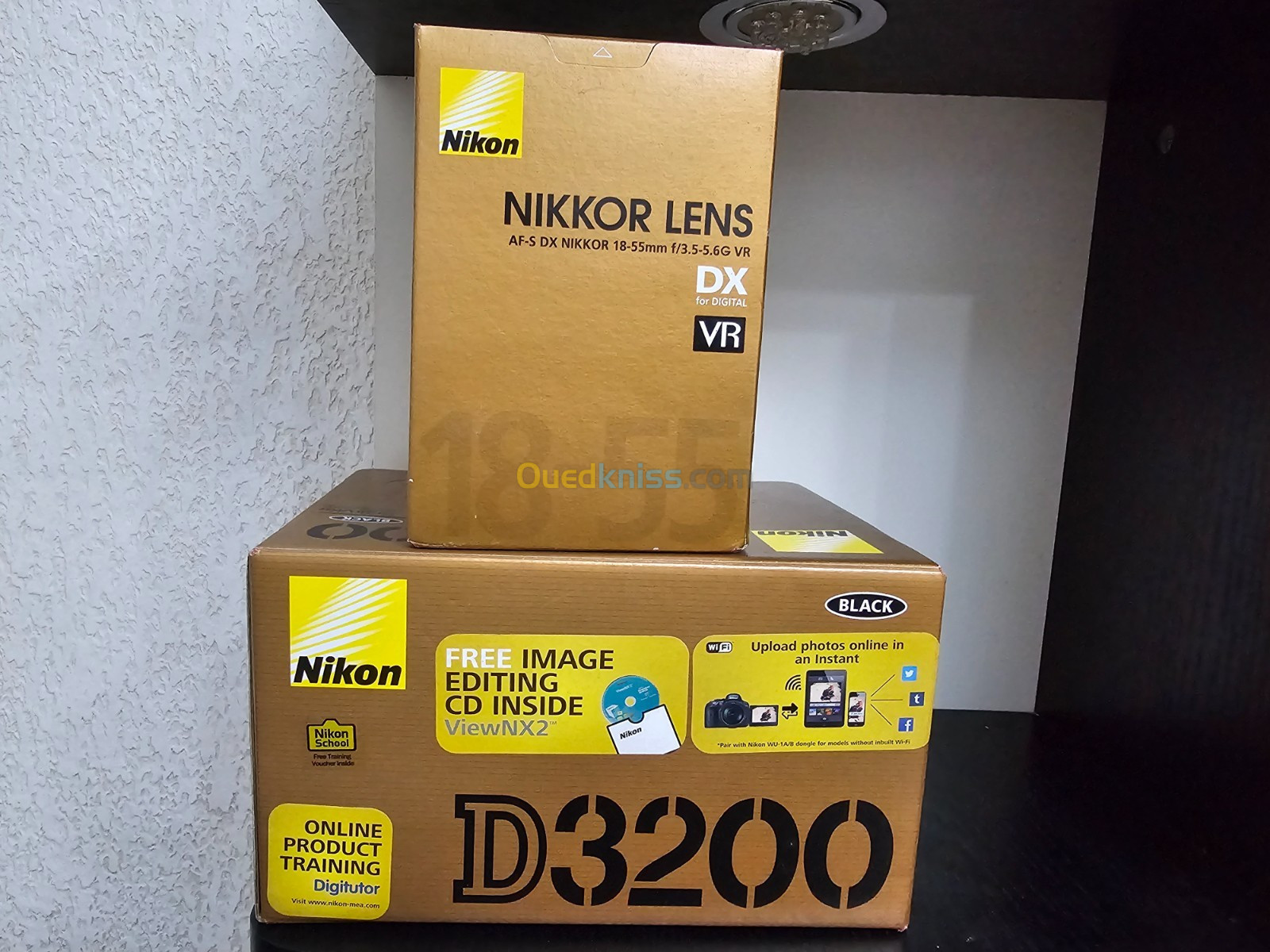 NIKON D3200