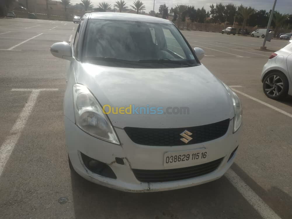 Suzuki Swift 2015 Mini citadine