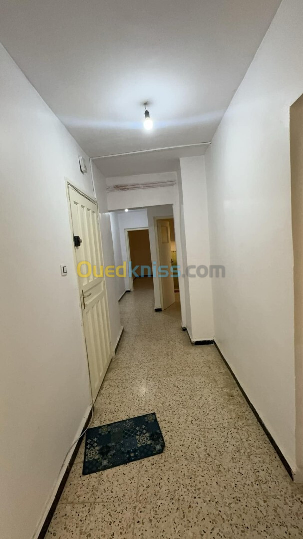 Location Appartement F3 Alger Draria