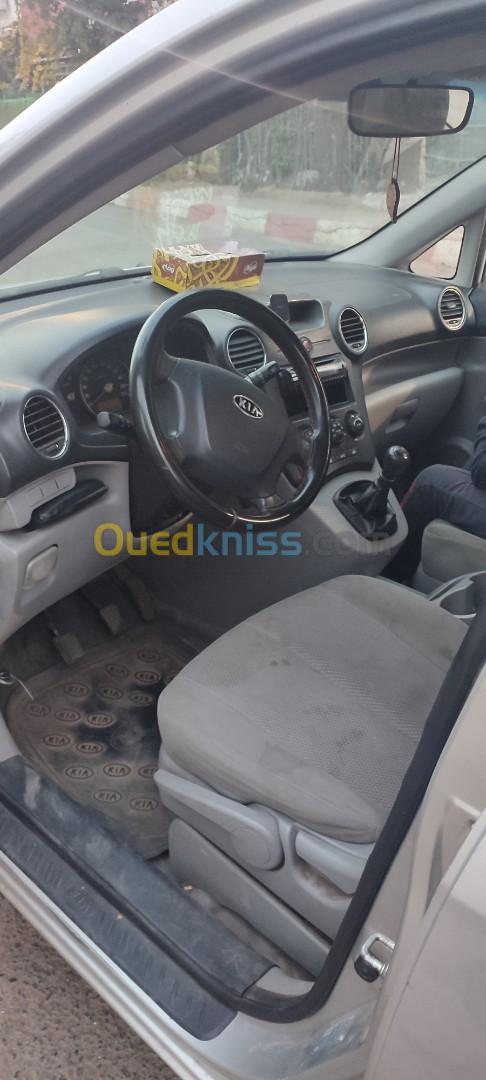 Kia Carens 2011 