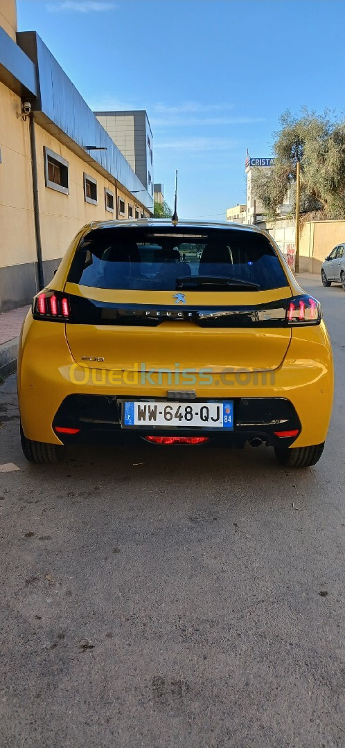 Peugeot 208 2022 Allure Facelift