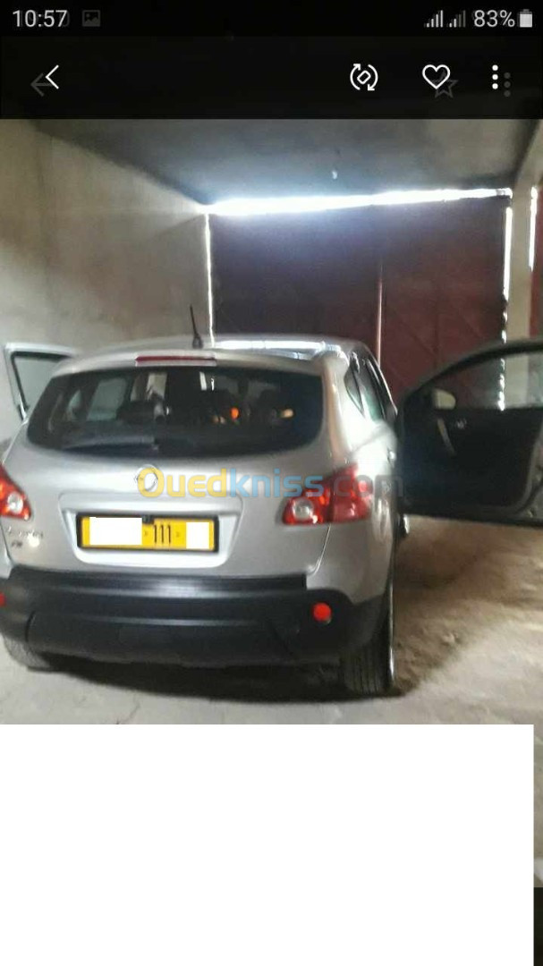 Nissan Qashqai 2011 5 مقاعد