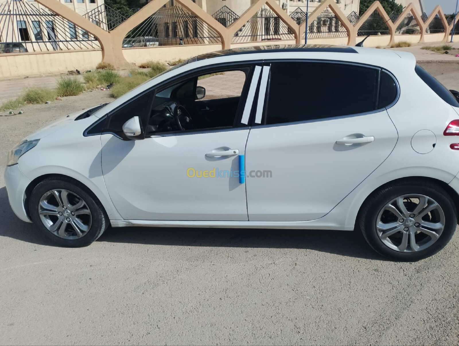 Peugeot 208 2014 Allure