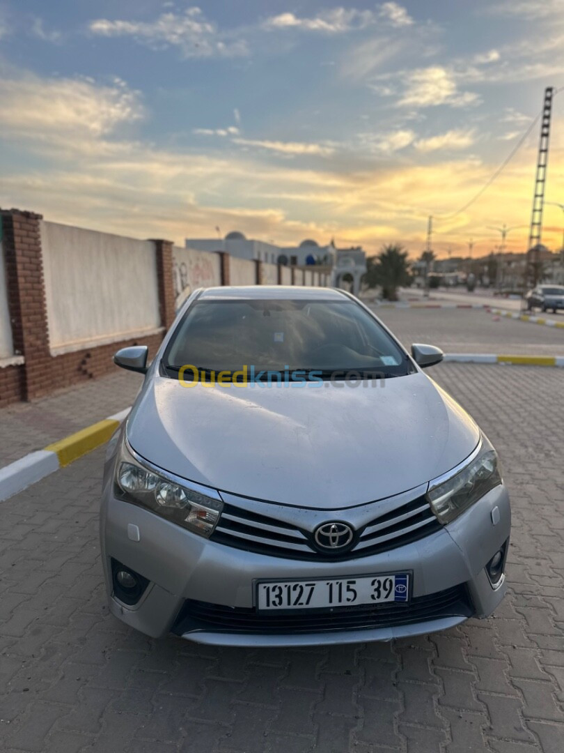 Toyota Corolla 2015 high grade