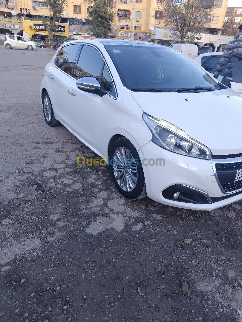 Peugeot 208 2019 Allure Facelift