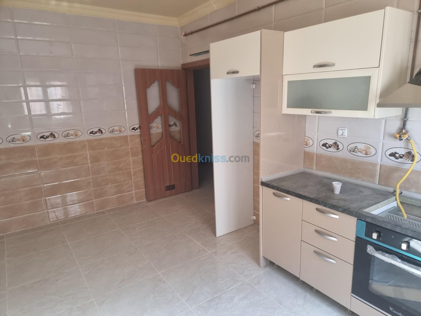 Vente Appartement F4 Tipaza Kolea