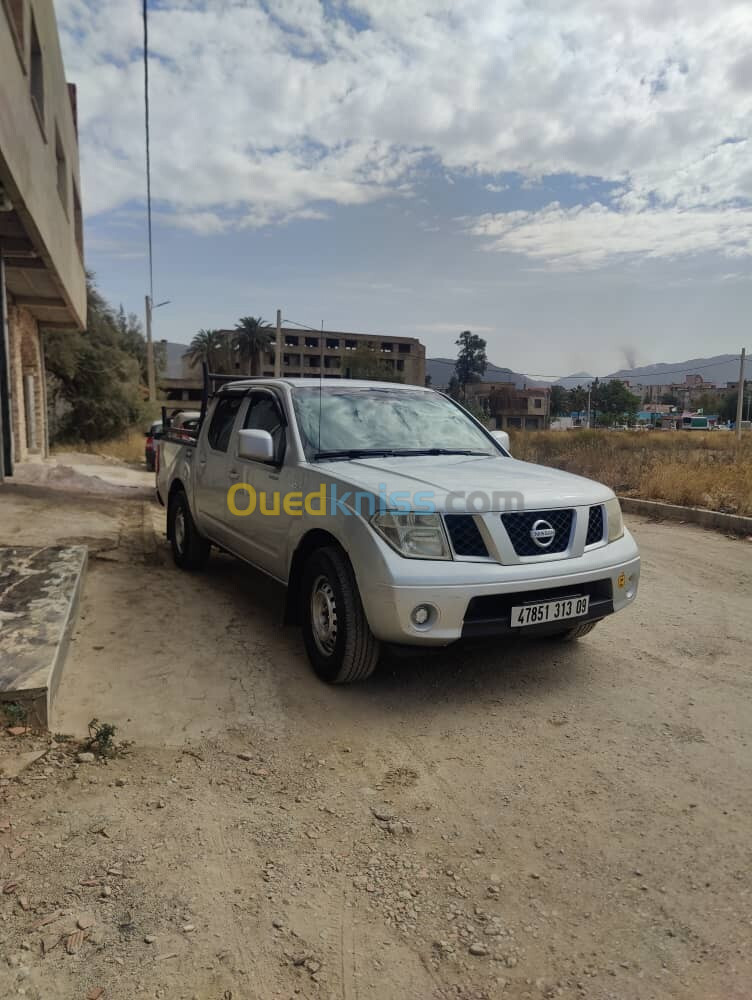 Nissan Navara 2013 Elegance 4x2