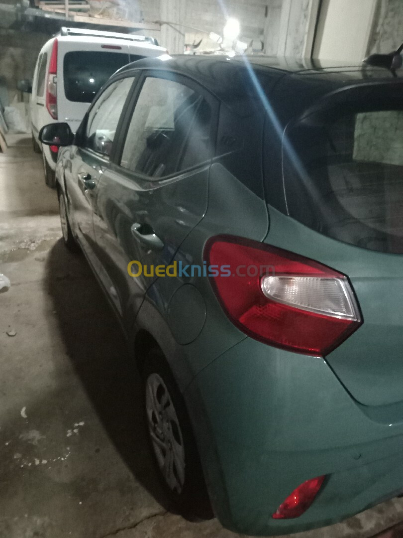 Hyundai Grand i10 2022 