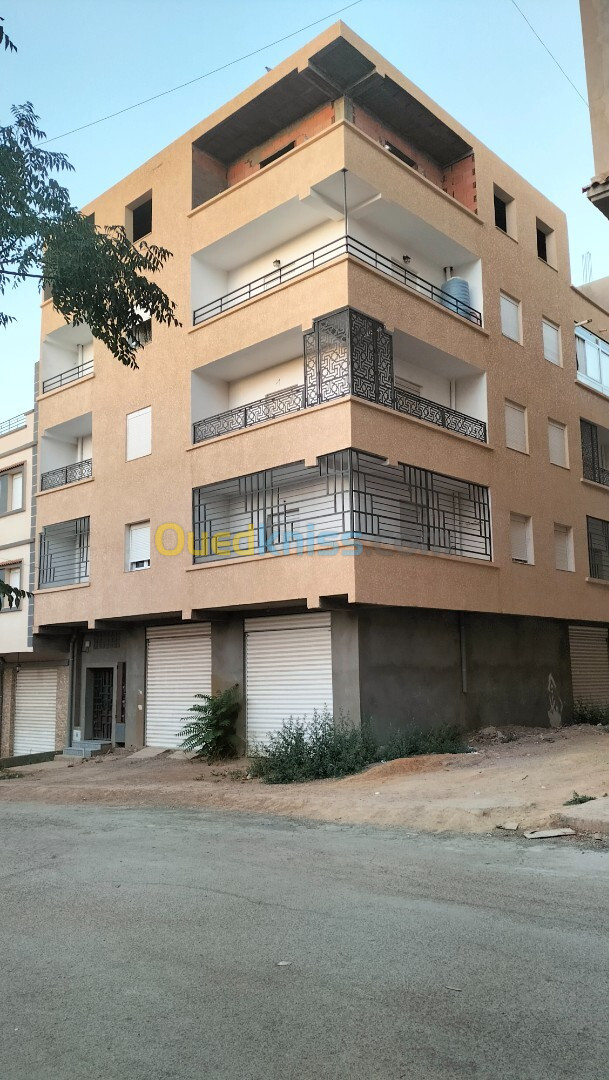 Vente Appartement F5 Tiaret Tiaret